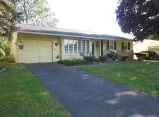 383 Churchill Dr, Rochester, NY 14616