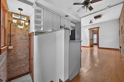 130 W 10th St Photo 1 130 W 10th St Photo 1