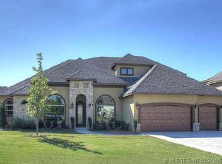 9648 E 107th Pl, Tulsa, OK 74133