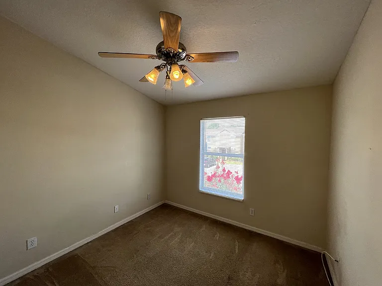 1245 Beckenham Way — Photo 7