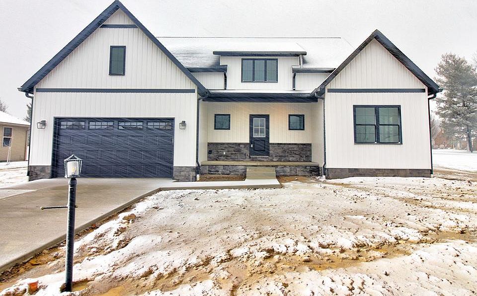 1st image of 736 Larry Ct