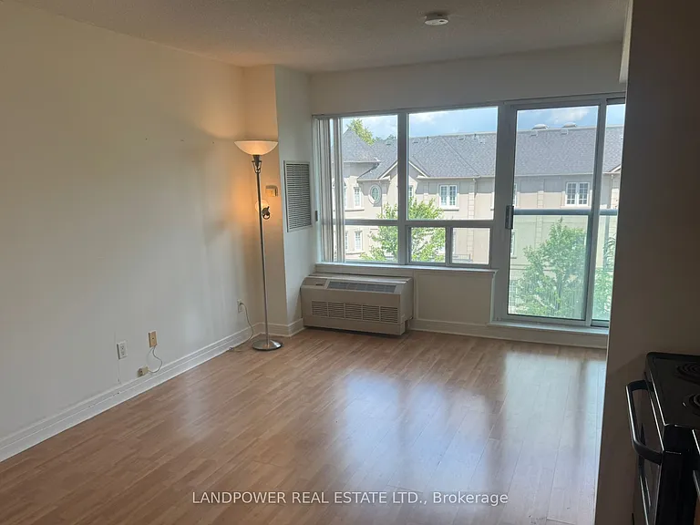 19 Avondale Ave #312 — Photo 8
