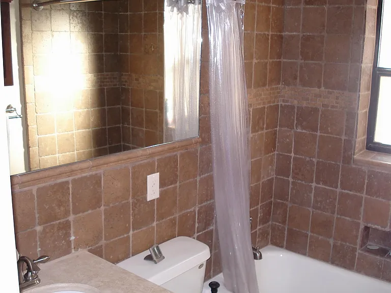 2531 E Drachman St — Photo 11