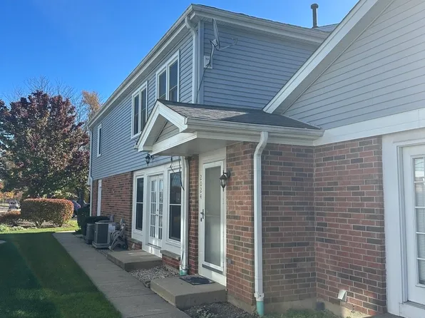 2024 N Old Hicks Rd #B6, Palatine, IL 60074