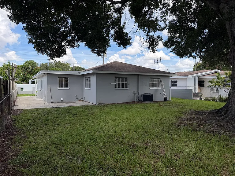 2605 N Matanzas Ave — Photo 10