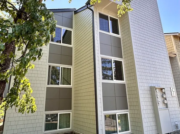 2020 Grant Avenue S #C301, Renton, WA 98055