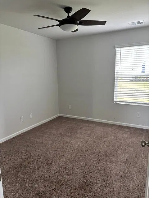 3 bed, 1535 sqft, $2,400 — Photo 4