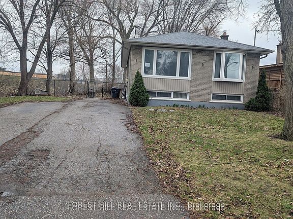 3rd image of 21 Caulfield Rd