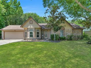 1312 Osborne Dr, Friendswood, TX 77546