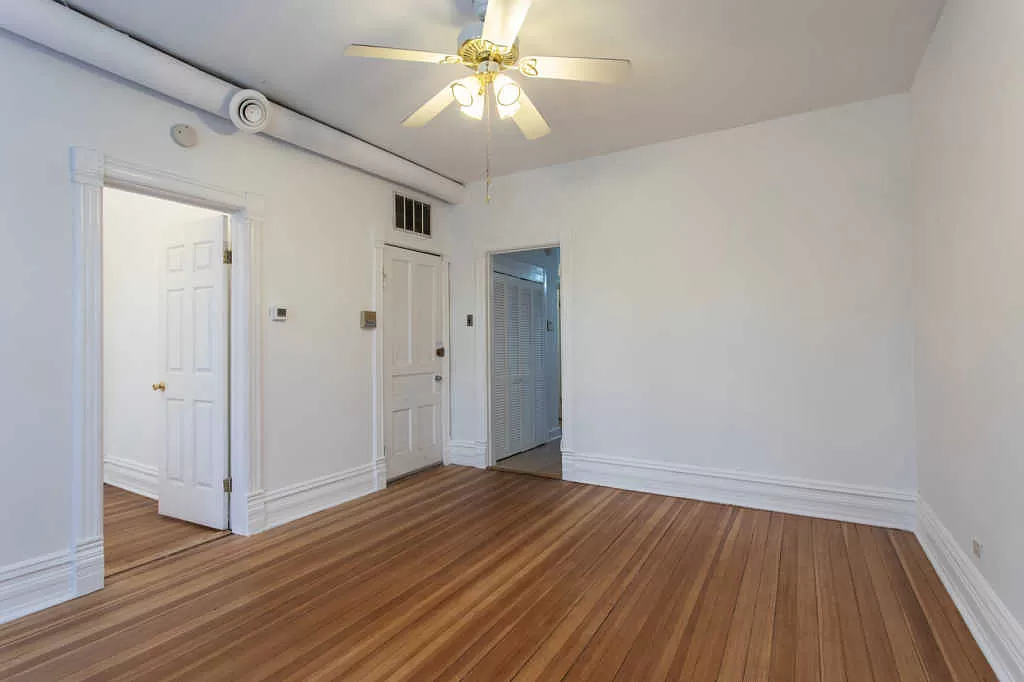 3139 N Oakley Ave #2, Chicago, IL 60618 | Zillow