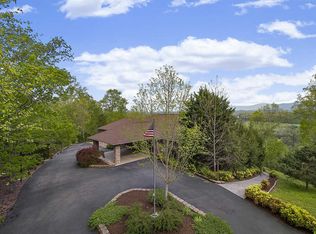 1029 Falcon Crest Dr, Seymour, TN 37865