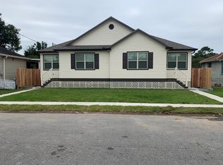 506 Mayflower Dr #A & B, Metairie, LA 70001