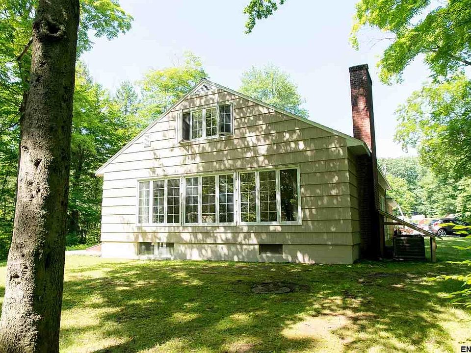 2nd image of 1 Fridholm Dr