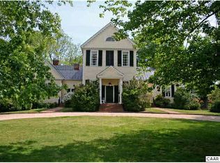 313 Gloucester Rd, Charlottesville, VA 22901