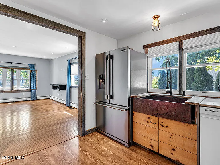 105 Longfellow Ave — Photo 13