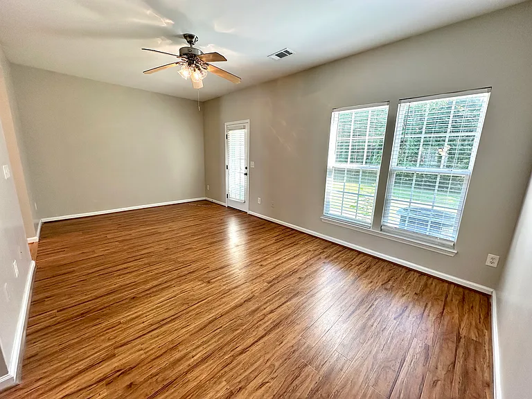 96 Spring Crossing Cir — Photo 14