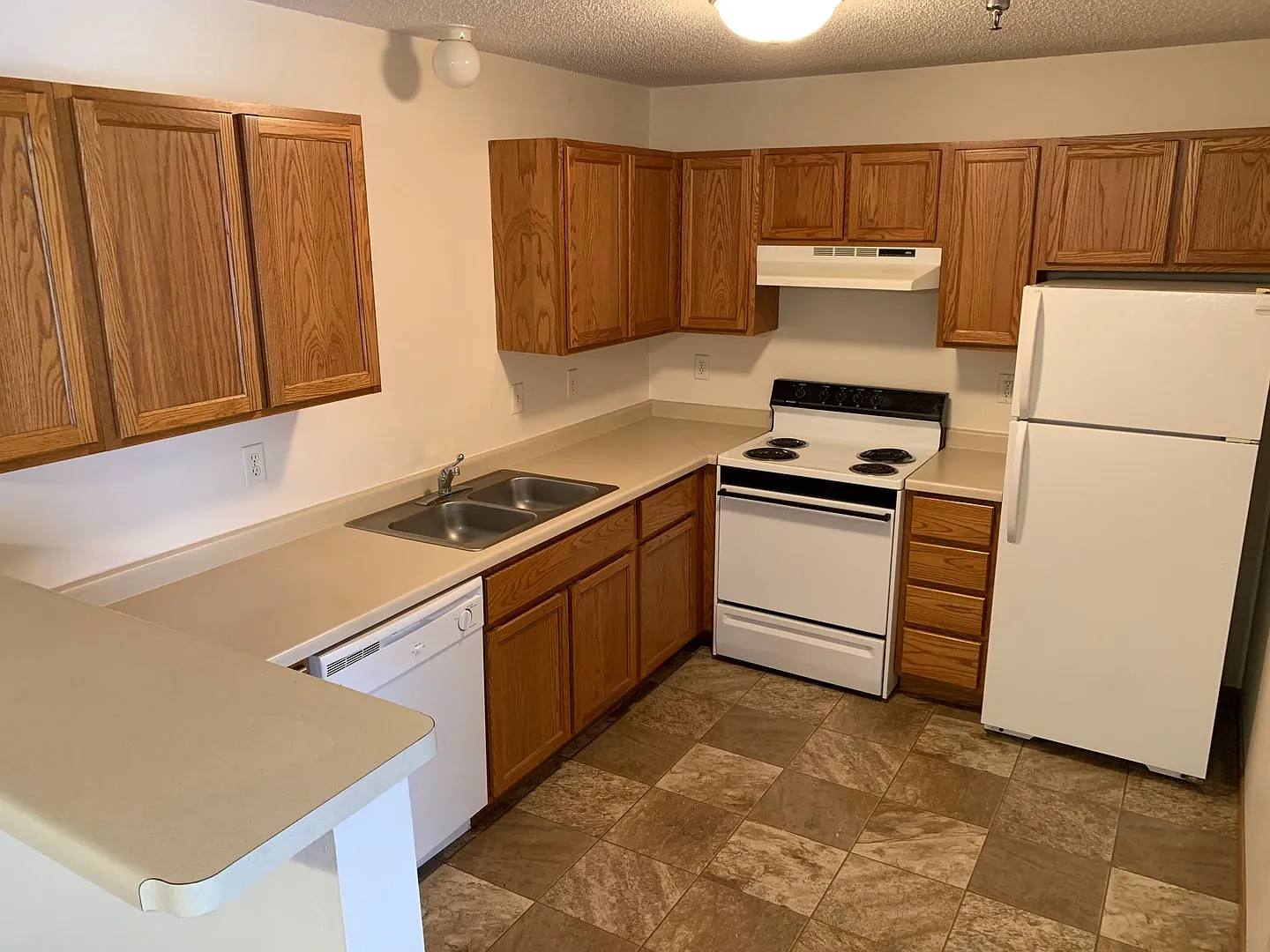 Meadow Creek Village — Photo 4