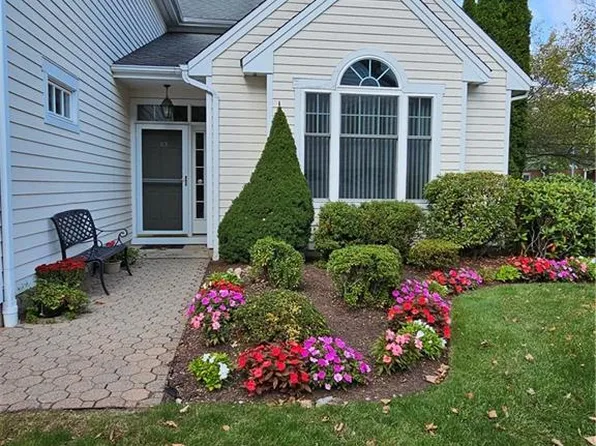 63 Southwick Court #63, Cheshire, CT 06410