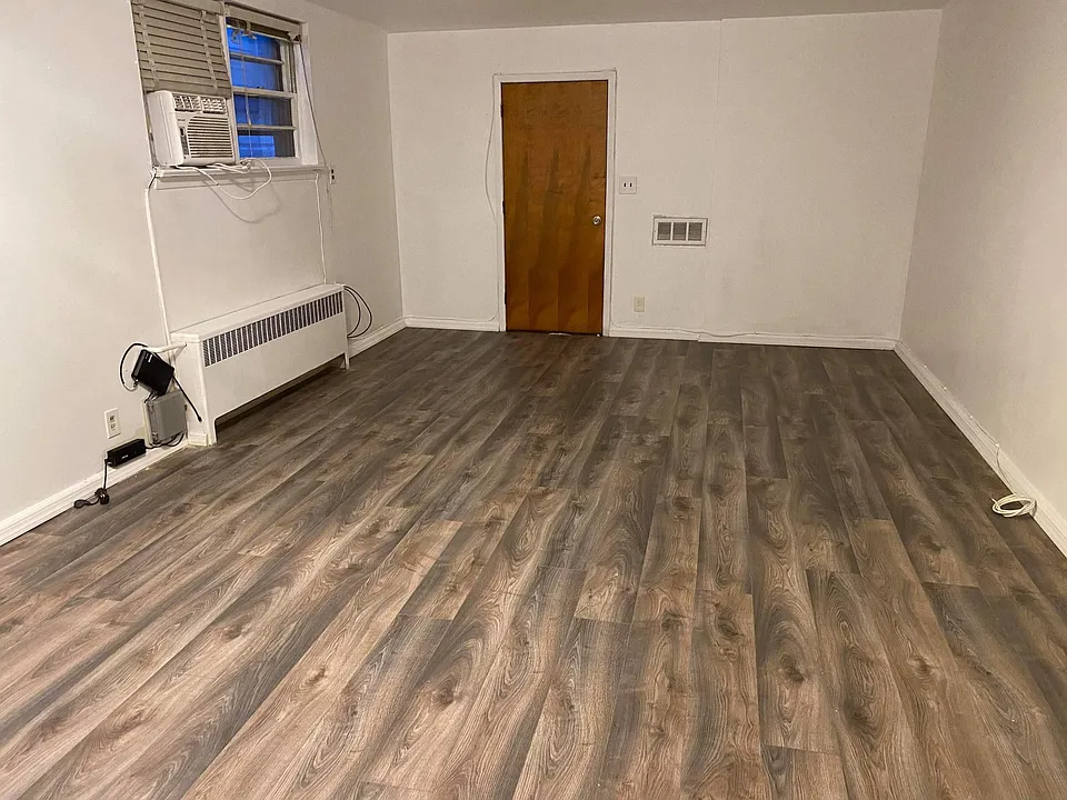 308 Virginia Ave #1