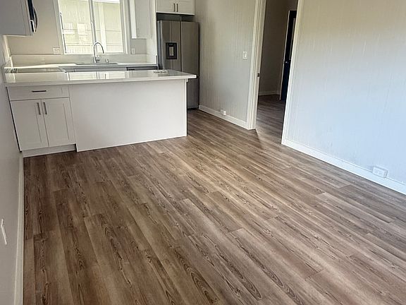 3rd image of 35 S Kuakini St APT D