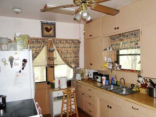 4th image of 873 Woodlake Ln