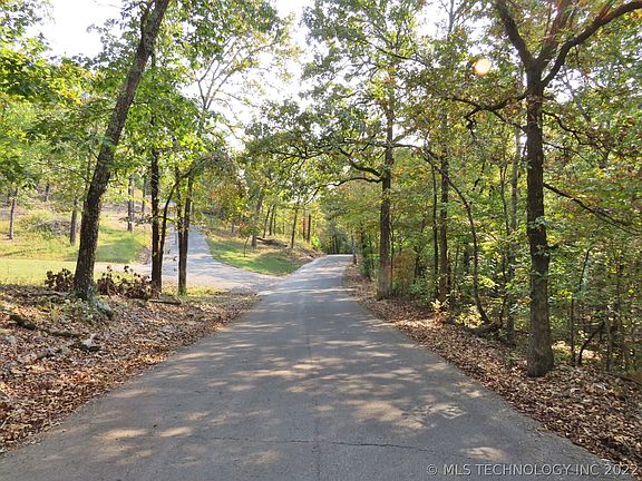 5th image of 513 South Rd