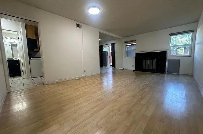 254 Grau Dr — Photo 3