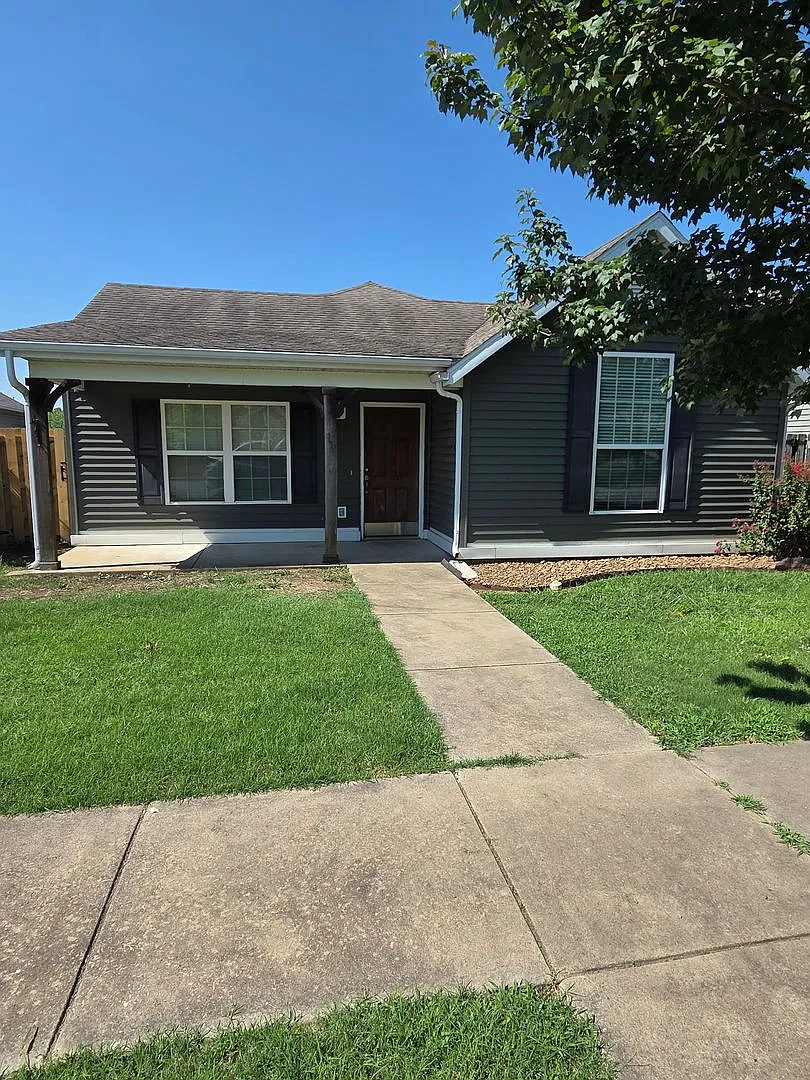 Must See Charming Home! — Photo 1