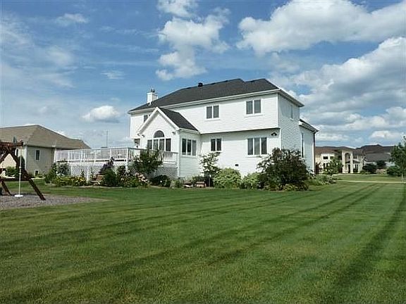 4th image of 1814 Hidden Hill Dr