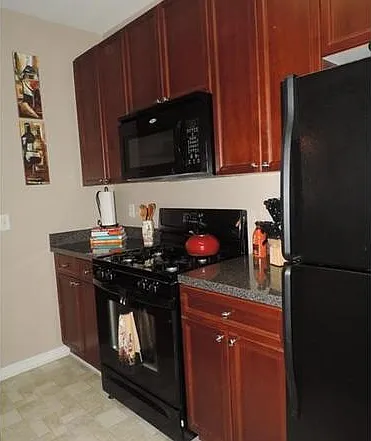 3500 Sweetwater Rd #623 — Photo 10
