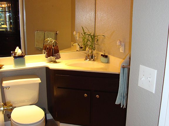 2nd image of 207 Banana Grove Ln