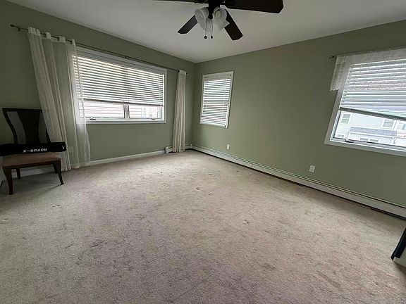 5th image of 2817 Clubhouse Rd
