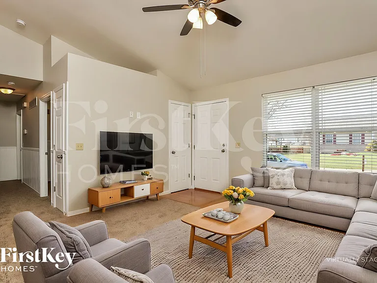70 Fawn Oaks Dr — Photo 4