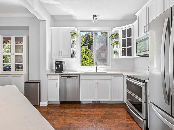 5th image of 36169 Lower Sumas Mountain Rd #34