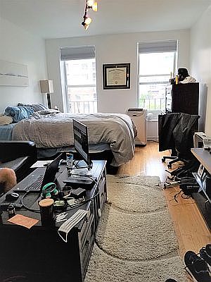 1st image of 215 E 29th St #45