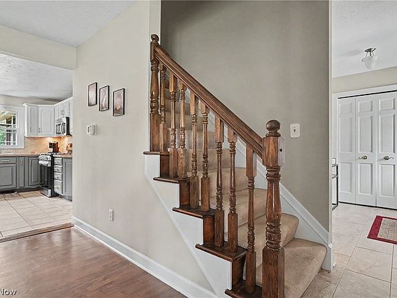 5th image of 4502 Country Club Ln