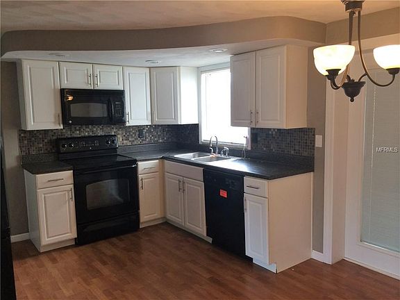 5th image of 4116 Pinefield Ave