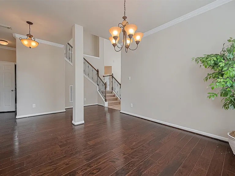15 Wenoah Pl — Photo 6