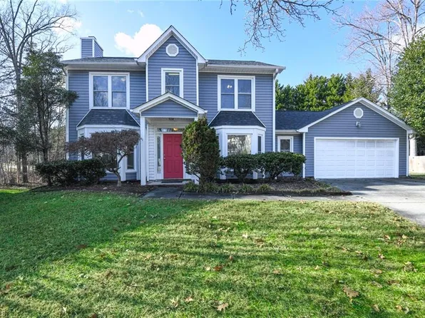 4703 Wellford Ct, Jamestown, NC 27282