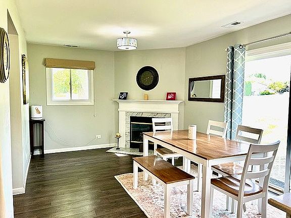 4th image of 34089 N White Oak Ln #51A