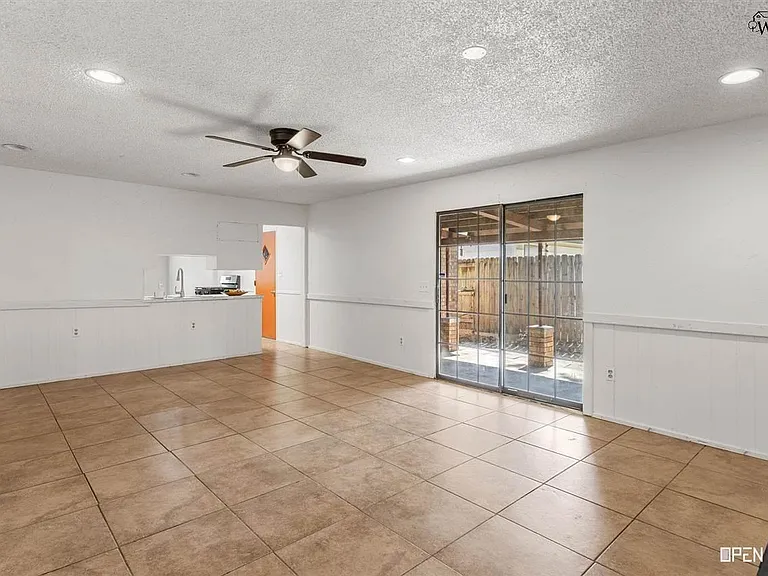 2920 Cunningham Dr — Photo 12