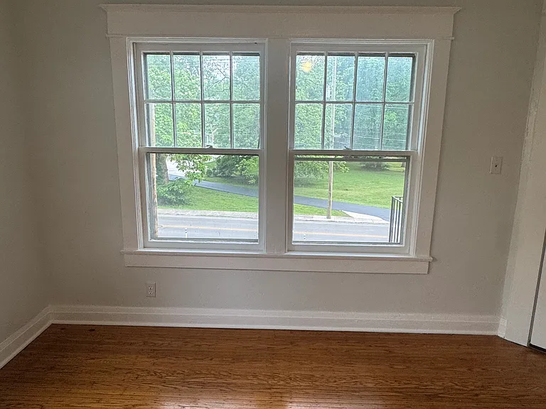 1333 Castlewood Ave #2 — Photo 3