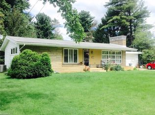 3408 Greenfield St NW, Warren, OH