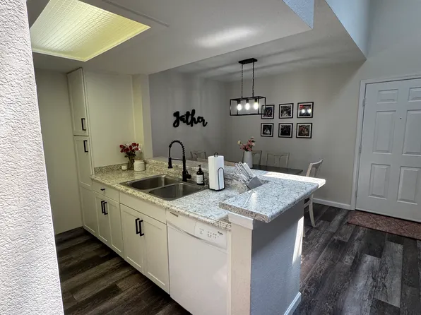 7730 W 87th Dr APT M, Arvada, CO 80005
