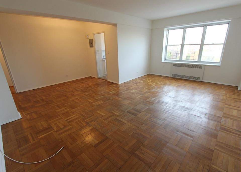 1st image of 6561 Saunders St #4H