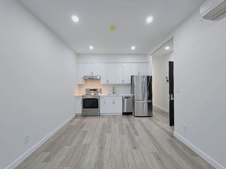 1st image of 1046 Nostrand Ave Floor 2