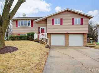 1416 Highview Rd, East Peoria, IL 61611