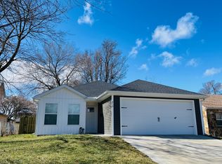916 S Jefferson St, Webb City, MO 64870