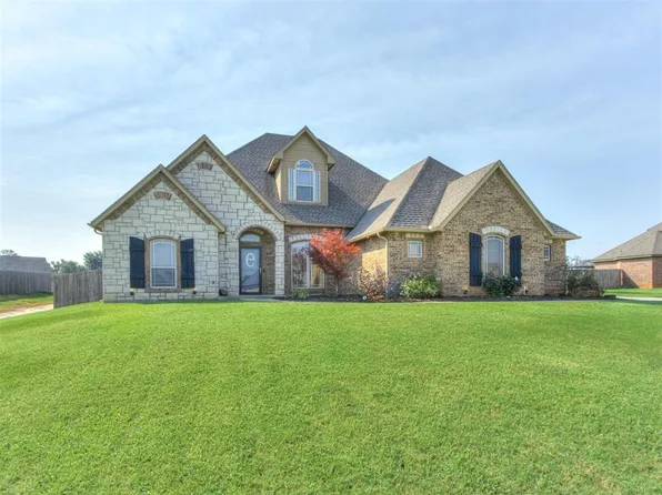 886 Silver Chase Dr, Choctaw, OK 73020