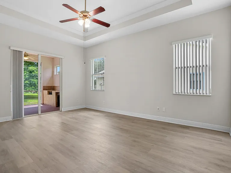 1092 SW Majorca Ave — Photo 30